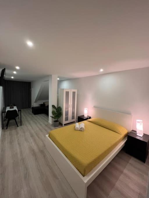 Opo - Fantastic Studio With Garden OOporto Exteriör bild