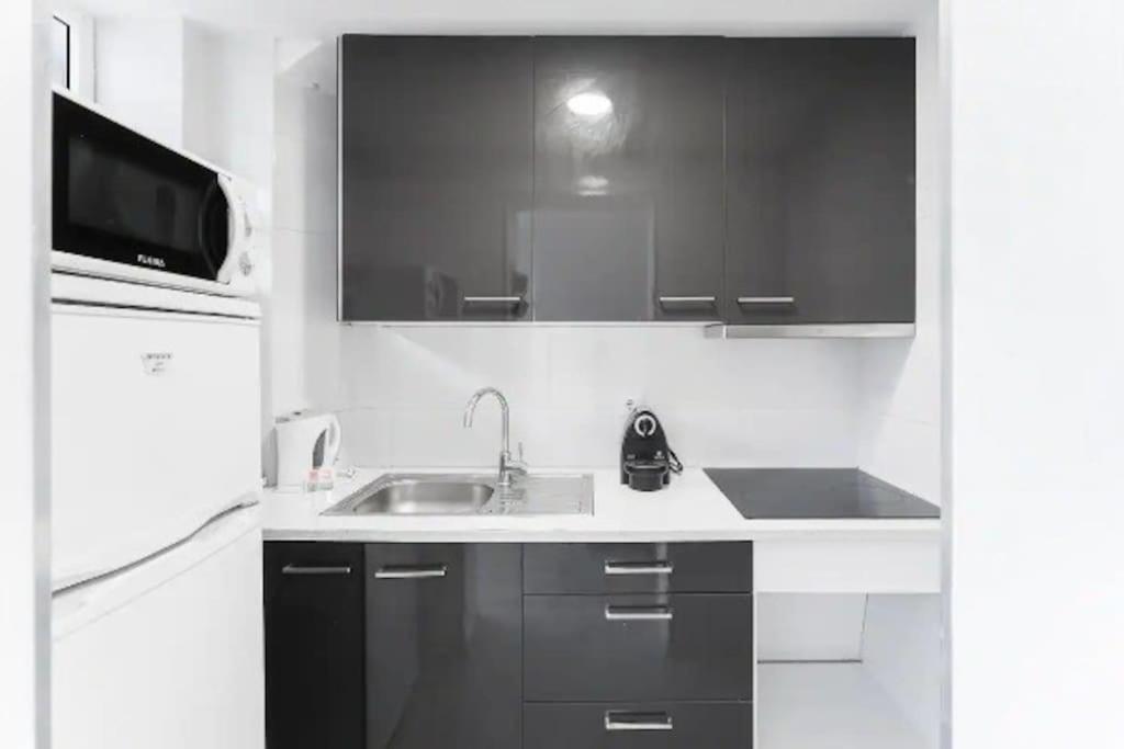 Opo - Fantastic Studio With Garden OOporto Exteriör bild